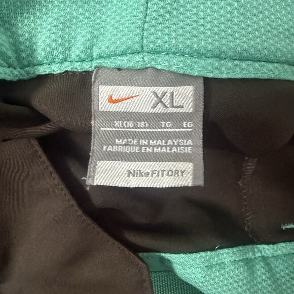 Vtg Nike Womens Brown Cargo Capri Swoosh Belted Street Wear Lightweight Pants - Picture 3 of 7